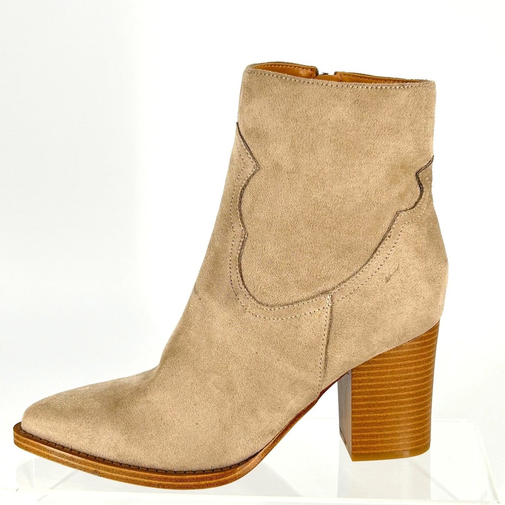 Nine West Size 8 Tan Sueded‎ Fabric Western Pointed Toe Ankle Boots Women's